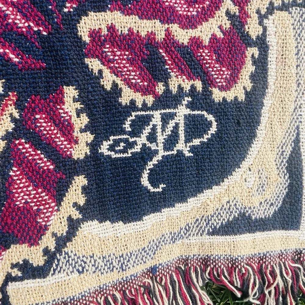 Vintage Santa Claus Christmas‎ Victorian Girl Whispering Tapestry Blanket Throw